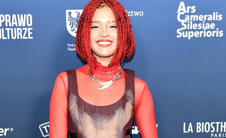 Metamorfoza Sary James. Tak teraz wygląda! [WIDEO]