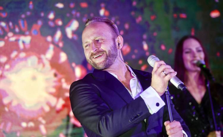 Córka Borysa Szyca wyrosła na utalentowaną piękność! Aktor pęka z dumy [WIDEO]