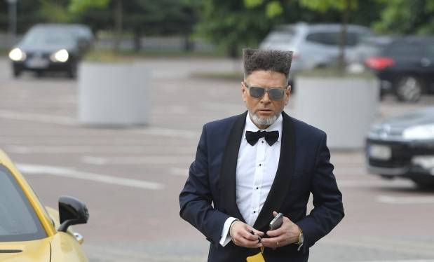 Rutkowski rozpuścił kwadratową fryzurę! Fani porównują go do Wodeckiego i Tarzana [FOTO]