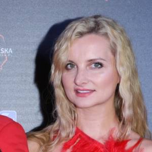 Uwielbiana gwiazda disco polo miała wypadek! Po tym, co się stało, trafiła do szpitala