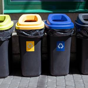 Do którego pojemnika wyrzucić śmieci? Podpowie nam to sztuczna inteligencja