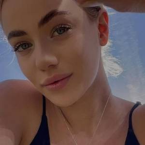 Wero z "Love Island" w bieliźnie na śniegu. Finalistka "Love Island" pochwaliła się kadrem z zimowej sesji foto