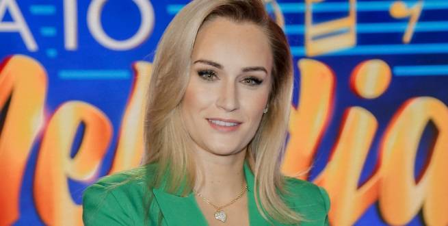 Kamila z "Rolnik szuka żony" kokietuje w czerwieni. Tak bawiła się na imprezie urodzinowej! "Dużo przytulasów" [ZDJĘCIA]