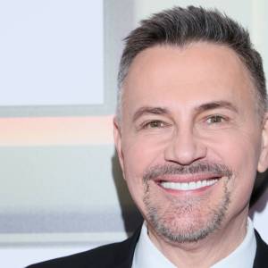 Krzysztof Ibisz na wakacjach. Na zdjęciach widać jego najmłodszego syna