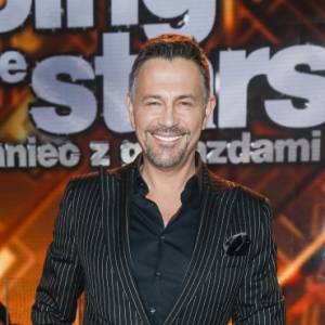 Niepublikowane zdjęcia z przygotowań do ślubu Krzysztofa Ibisza trafiły do sieci. "Skromnie i naturalnie" [ZDJĘCIA]