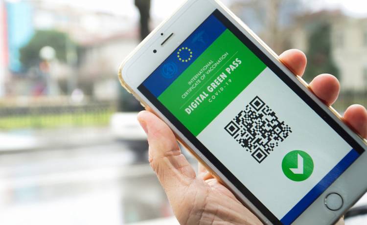 Obowiązkowe przepustki sanitarne we Włoszech. Dotyczą 23 mln osób