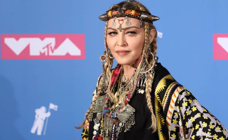 Madonna po raz kolejny szokuje swoich fanów. Królowa Popu w prześwitującej bieliźnie