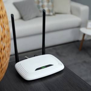 Gdzie najlepiej ustawić router? Jego położenie ma wpływ na jakość Wi-Fi