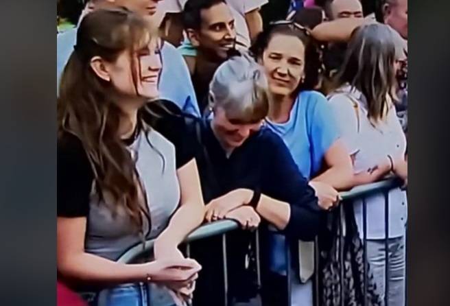 Meghan Markle zignorowana przez tłum. Niezręczną sytuację zarejestrowały kamery [WIDEO]