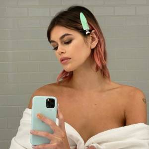 Kaia Gerber nago. Córka Cindy Crawford zachwyca na Instagramie