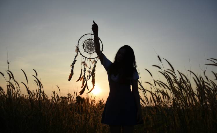 Masz problemy z zasypianiem? Sprawdź jak możesz temu zaradzić!