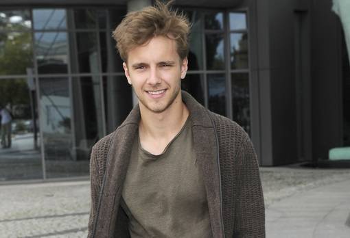 Maciej Musiał zapozował bez koszulki! "Warty grzechu" - komentują fanki