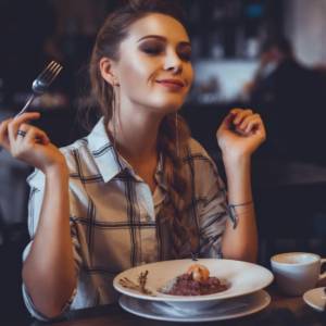 Dzień Kobiet. Co na kolację? Przez żołądek do serca, czyli 10 naturalnych afrodyzjaków!