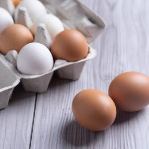 Całodobowy automat sprzedający jaja stanął w lubelskiej wsi. Robi furorę!