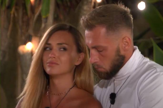 "Love Island 4". Para uczestników podczas eliminacji podjęła niespodziewaną decyzję. Zabraknie ich w finale