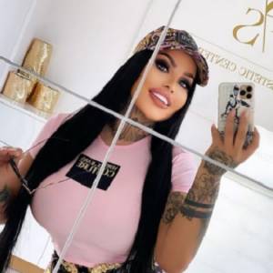 Laluna Unique rezygnuje z "Królowych życia"? W najnowszym wpisie podziękowała produkcji!                        