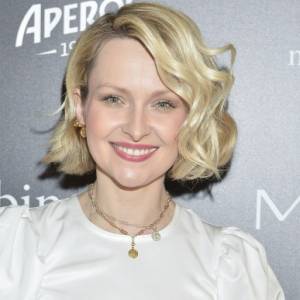 Marieta Żukowska śmiało odsłania bieliznę. Zmysłowe kadry gwiazdy serialu "Kowalscy kontra Kowalscy" rozgrzały internautów [FOTO]