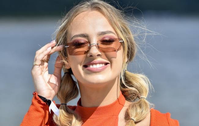 Wiktoria Gąsiewska w towarzystwie wyjątkowej postaci. Internauci: "Naturalne słodziaki"