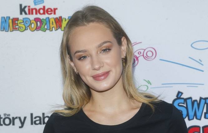 Wiktoria Gąsiewska odważna jak nigdy. Zapozowała z nagim biustem [FOTO]