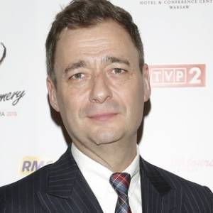 Jacek Rozenek po udarze. Aktor wrócił na plan "Barw Szczęścia"