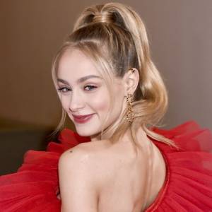 Zjawiskowa Wiktoria Gąsiewska w skąpym bikini. Bez skrępowania odsłoniła ciało! [ZDJĘCIA]                        