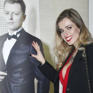 Była dziewczyna Rafała Brzozowskiego niemal nago. Kim jest Anna Tarnowska?