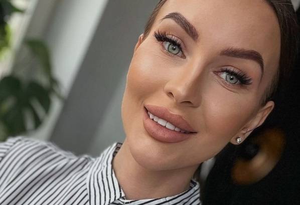 "Mała" Ania z "Warsaw Shore" jest w ciąży! „Fajny ten brzusio" [ZDJĘCIE]