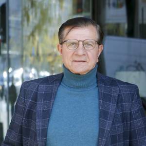 Tak wyglądał 19-letni Zygmunt Chajzer! Zdjęcie sprzed 50 lat robi wrażenie: "Jest moc" [FOTO]