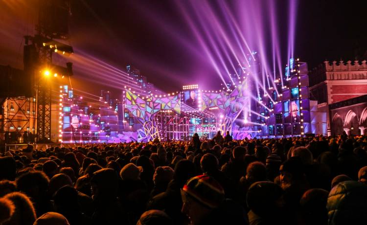 Sylwester TVN na krakowskim Rynku Głównym, 2015 r. Fot. Jan GRACZYNSKI/East News