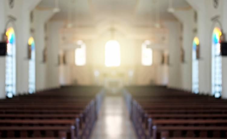 Nowy Rok: Czy koniecznie trzeba iść na mszę świętą?  