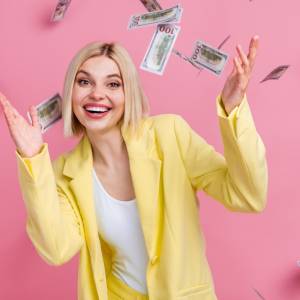 Najlepszy czas dla finansów. Te 4 znaki zodiaku mogą wkrótce odczuć zmianę