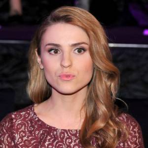 Katarzyna Tusk pokazała brzuszek po porodzie? Fani: "Kasiu, to chyba nie Ty jesteś na tym zdjęciu"