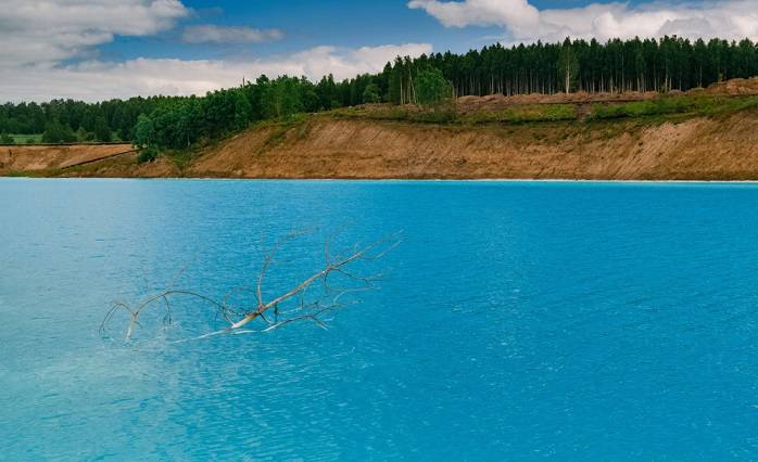 Rosyjska elektrownia ma problem z instagramerami. Kąpią się w zanieczyszczonym jeziorze                                