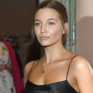 Julia Wieniawa po wypadku?! Niepokojące zdjęcie aktorki trafiło do sieci                                             