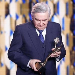 Co dzieje się z Tadeuszem Sznukiem? Widzowie martwią się o prowadzącego "Jeden z dziesięciu"