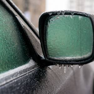 Zostawiasz te rzeczy na noc w aucie? Rano może Cię czekać niemiła niespodzianka