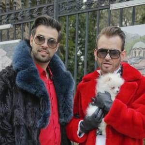 Gabriel Seweryn na romantycznym zdjęciu z partnerem! "Kolorowe ptaki wreszcie na wolności"