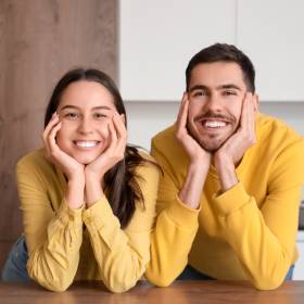 Ekspertka wskazuje 7 zdań, które często mówią osoby w szczęśliwym związku