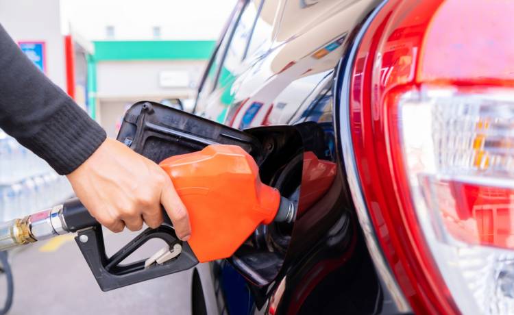 McDonald's wycofał shaki, a paliwa zabraknie? Nie ma kierowców