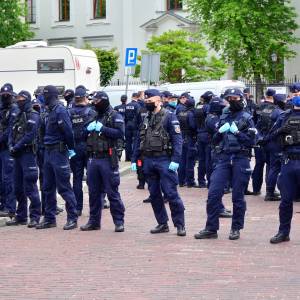Policjanci będą lepiej chronieni? Szef MSWiA planuje podwyższenie kar za znieważenie funkcjonariusza