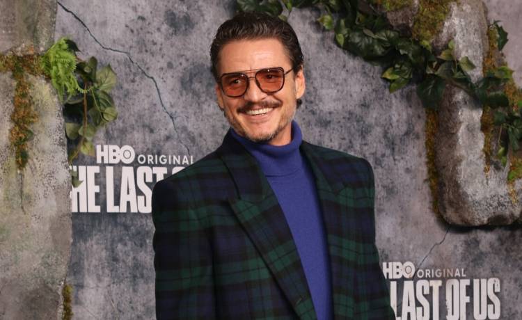 Rex Features/East News