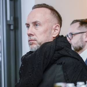 Nergal znieważył godło? Ruszył proces przeciwko artyście, grozi mu do roku pozbawienia wolności