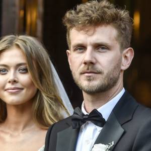 Antoni Królikowski i Joanna Opozda po ślubie. Panna młoda zabrała głos! "Wytrzymaliśmy już tydzień" [ZDJĘCIE]                      