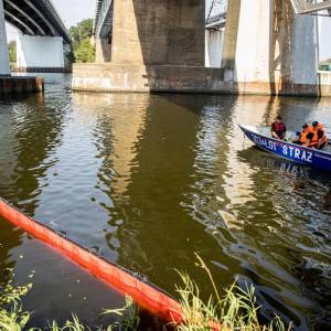 Alert RCB przed zanieczyszczoną wodą. Wprowadzono zakaz kąpieli