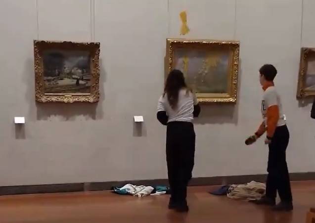 Kolejna akcja aktywistek. Oblały zupą obraz Claude'a Moneta [WIDEO]