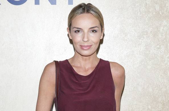 Agnieszka Włodarczyk na spacerze z synem. Wspomniała też o publicznym karmieniu piersią. Szczere wyznanie aktorki trafiło do sieci [ZDJĘCIE]