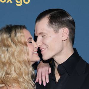 Jacek Jeschke i Hanna Żudziewicz pokazali zdjęcia ze ślubu. Na jednej białej sukni się nie skończyło! 