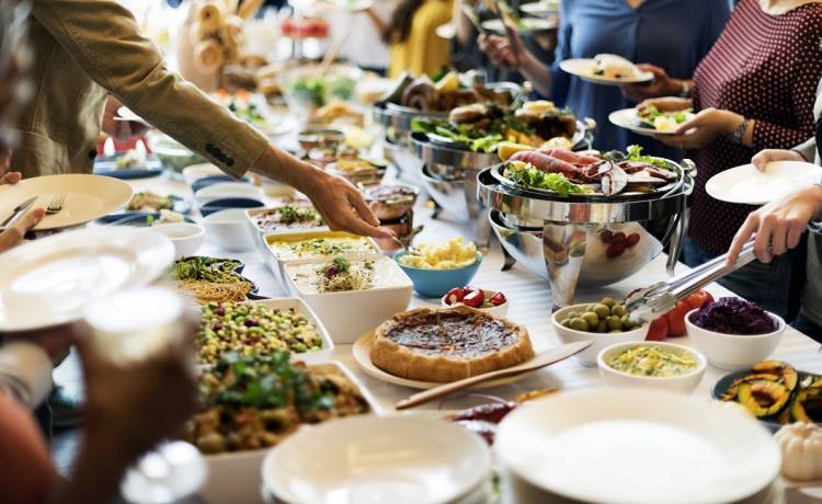 Zaprosiła teściów na lunch. Niedługo później zmarli