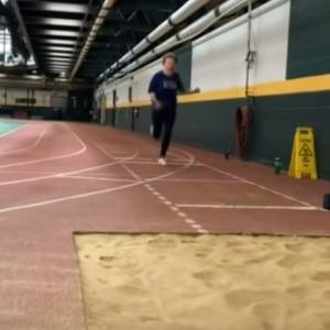 Dziarska staruszka: Ma 84 lata, 750 medali sportowych i przygotowuje się do pięcioboju! [WIDEO]