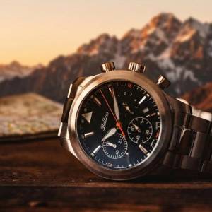 Ekskluzywny zegarek do garnituru – jak wybrać idealny model?